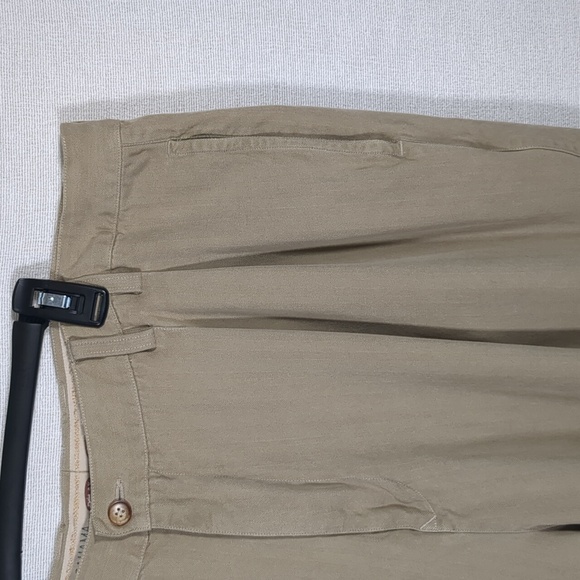Tommy Bahama Men's 100%Silk Pleated Front Pants Khaki Color Size 42 - Picture 2 of 10